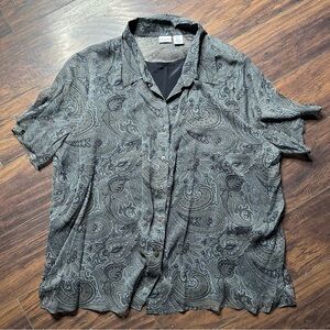 VTG Stephanie Parks Silk Paisley Print Short Sleeve Button Down Shirt
